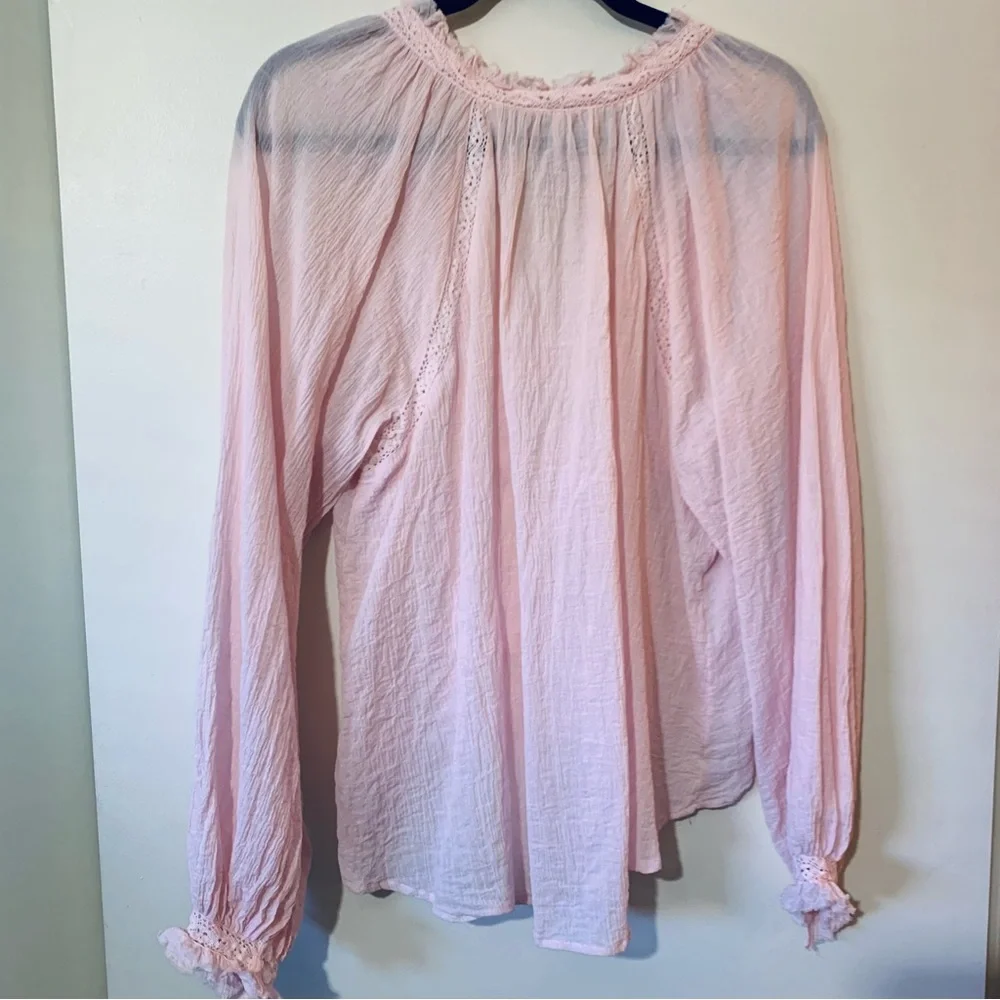 - Free People Silvan Embroidered Light Pink Floral Pullover Blouse Size